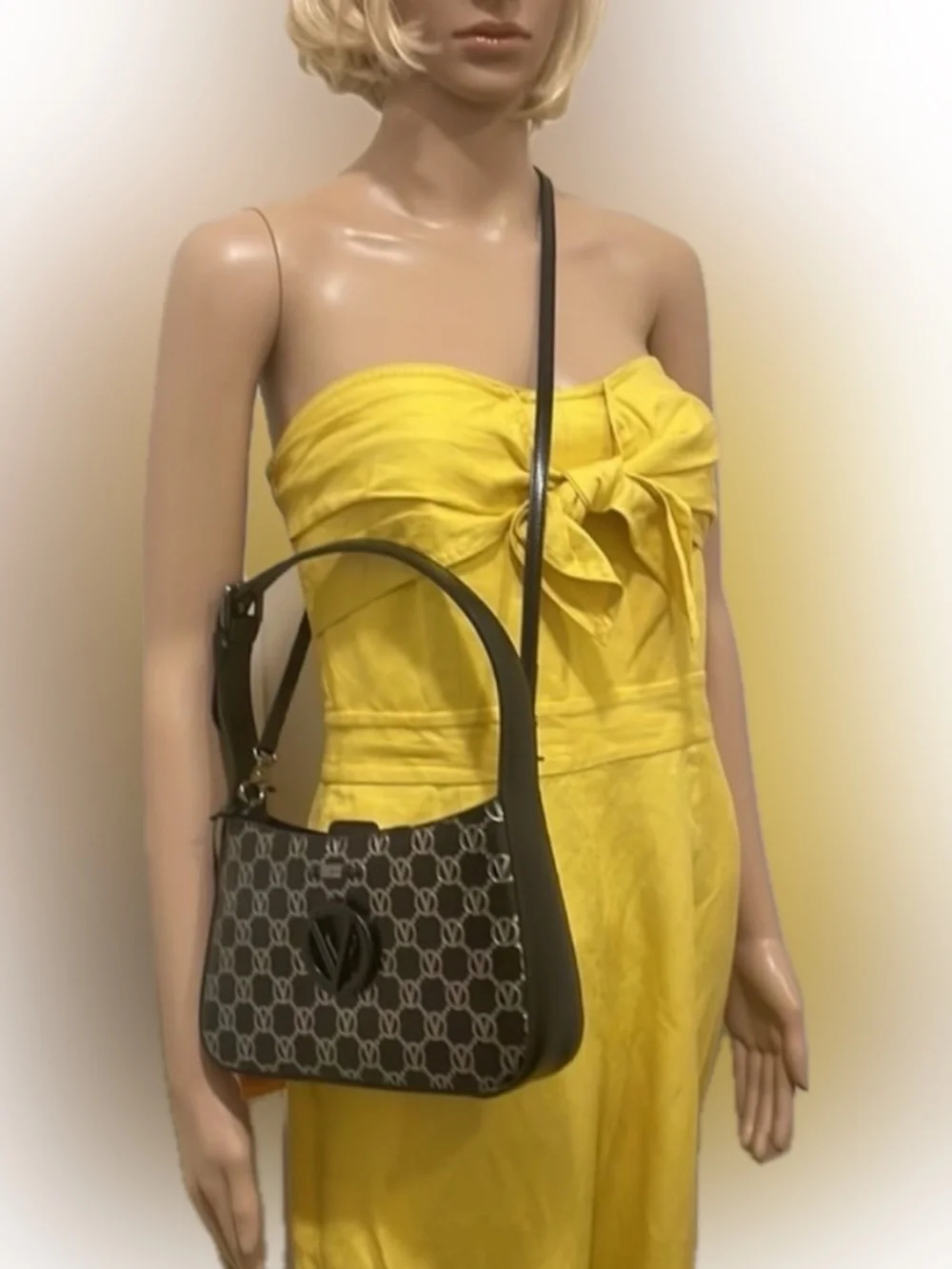 Valentino hand shoulder
